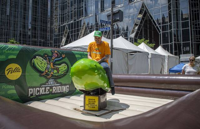 8668535_web1_ptr-picklepresser8-071125