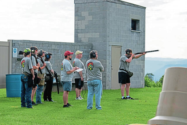 8672520_web1_te-skeetshooters3954-071725