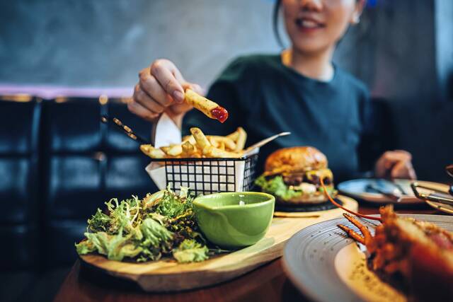 8676130_web1_part-BestBurger_North-071125