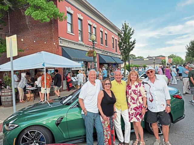 8681057_web1_sew-SewickleyStampede-1