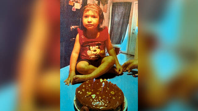 8685212_web1_Bella-Seachrist-cake-WEB