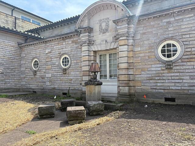 8686544_web1_SEW-LibraryLandscaping-072425