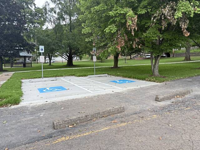 8690728_web1_SEW-VFWparking-072425