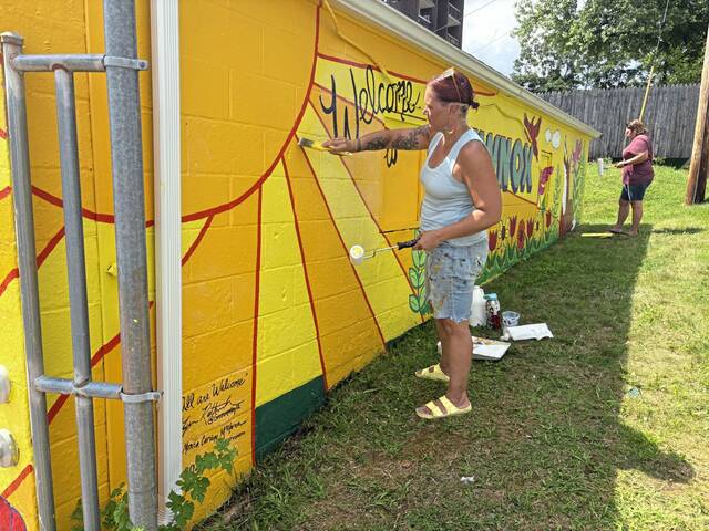 8693392_web1_HER-BlawnoxMural3-072425