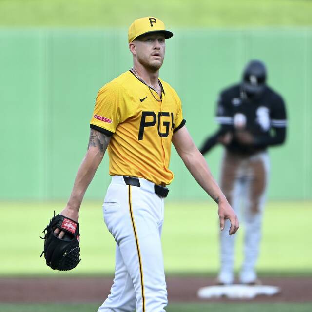 8695766_web1_ptr-BucsWhiteSox02-071925