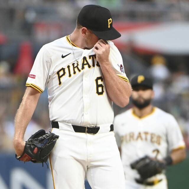 8697343_web1_ptr-BucsWhiteSox13-072025