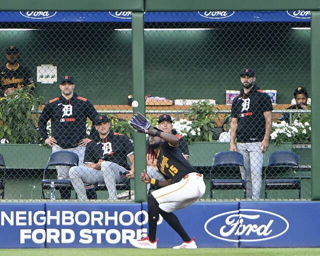 8701223_web1_ptr-BucsTigers18-072225
