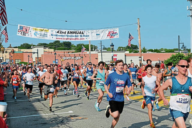 8702675_web1_shr-Firecracker5K02-073125