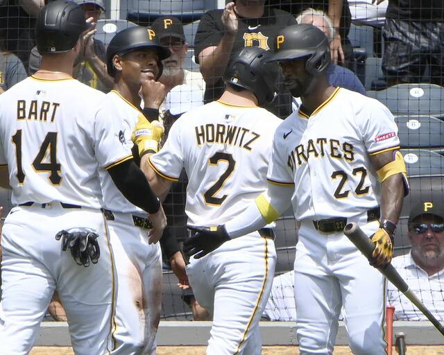 8708076_web1_ptr-BucsTigers11-072425