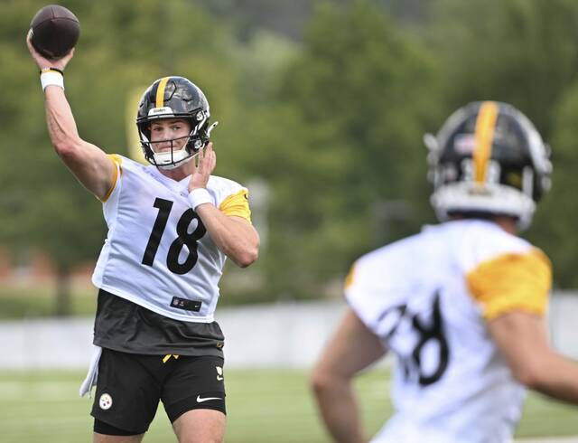 8712818_web1_ptr-Steelers15-072525