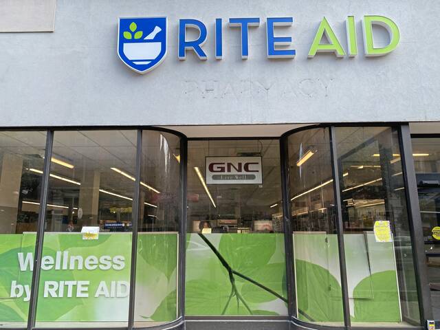 8713362_web1_RiteAid