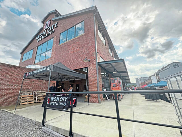 8716531_web1_vnd-vetsdistillery10-072825