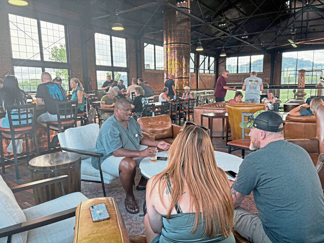 8716531_web1_vnd-vetsdistillery3-072825