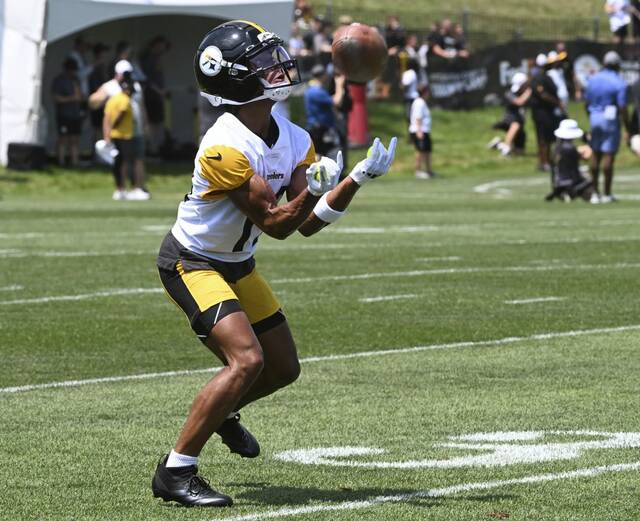 8716560_web1_ptr-Steelers01-072625