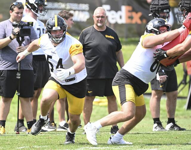 8716560_web1_ptr-Steelers010-072625