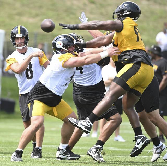 8716560_web1_ptr-Steelers014-072625