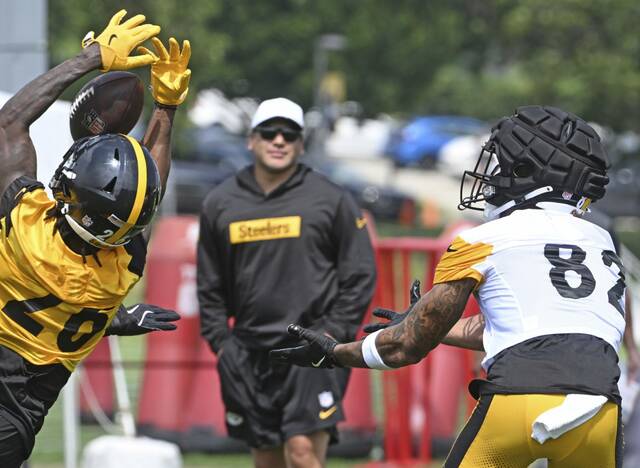 8716560_web1_ptr-Steelers016-072625