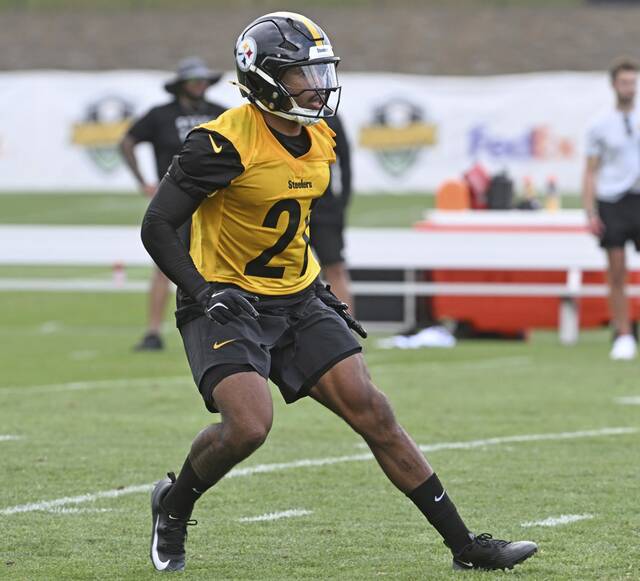 8716560_web1_ptr-Steelers019-072625