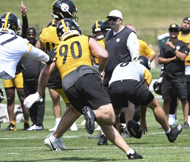 8716560_web1_ptr-Steelers02-072625