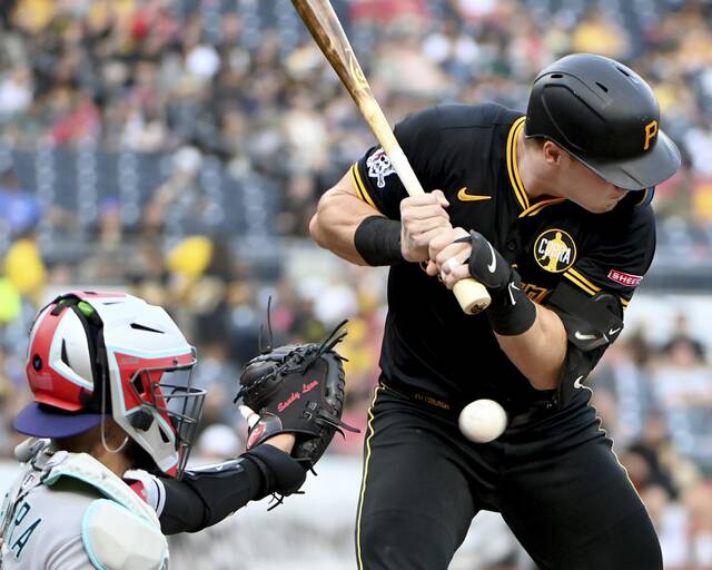 8716567_web1_ptr-BucsDbacks11-072625