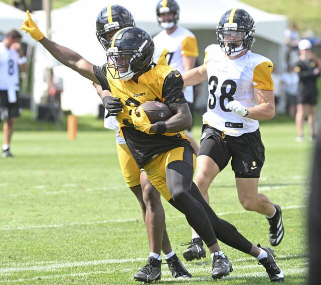 8718579_web1_ptr-Steelers022-072725
