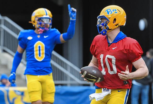 8725089_web1_gtr-PittFB3-041325