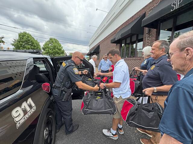 8725151_web1_naj-rotarycomfortbags-082125