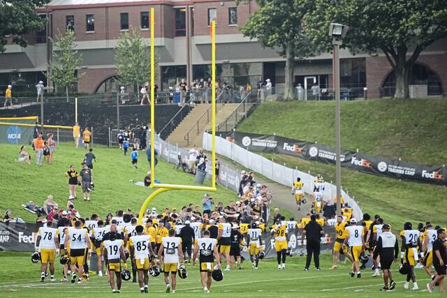 8725438_web1_AP25210692862497