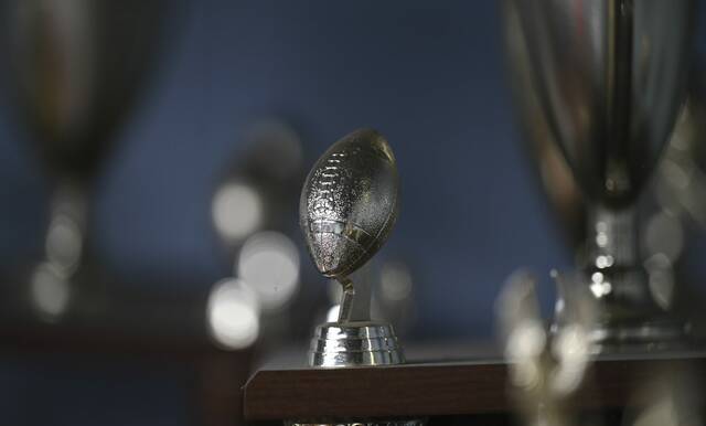 8689298_web1_gtr-JeannetteMidgetFootball205