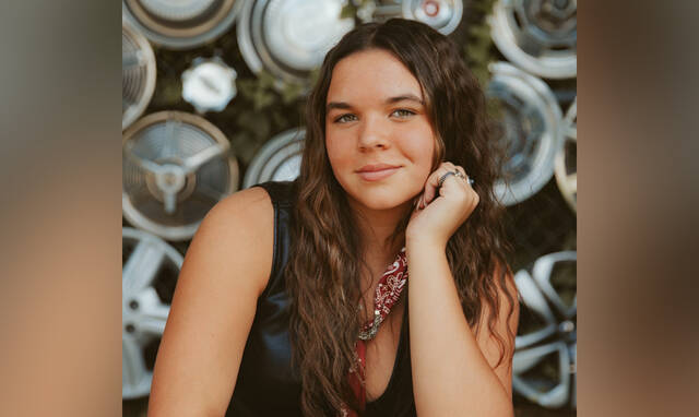 8700537_web1_vnd-josiesal-WW-080925