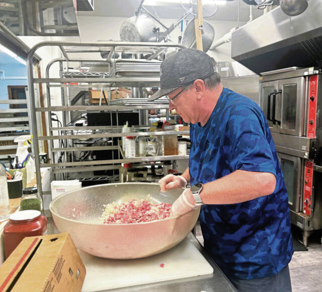 8722006_web1_meals-1