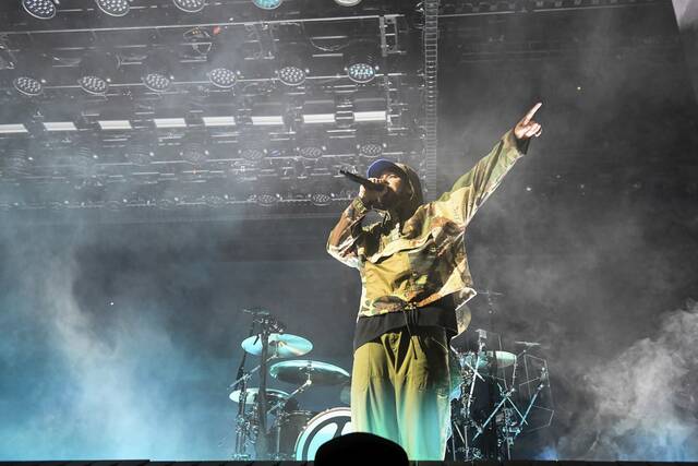 8727921_web1_ptr-LinkinPark017-082025