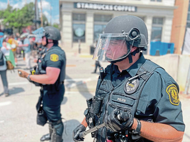 8728424_web1_Pittsburgh-police-Officer-Robert-Frank-2025