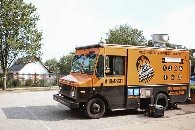 8732136_web1_ptr-foodtruck