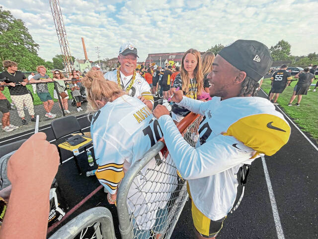 8735904_web1_ptr-SteelersFNL5-080225