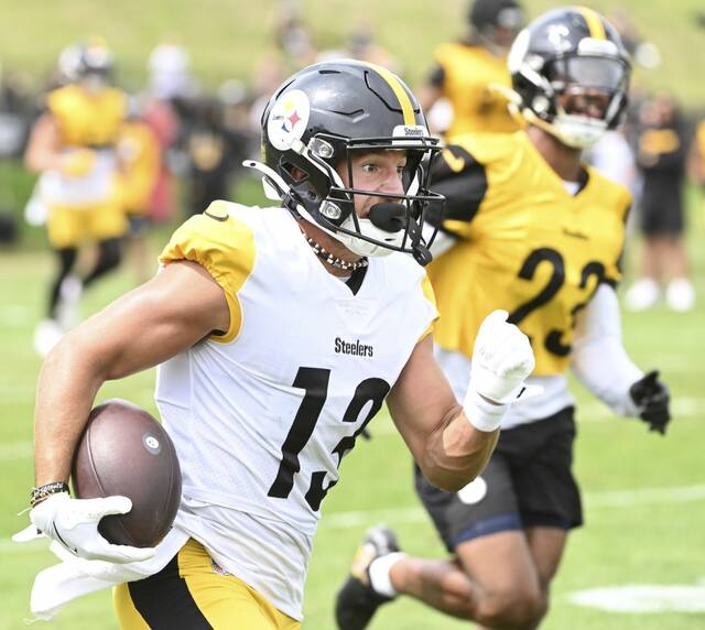 8737816_web1_ptr-Steelers13-080325