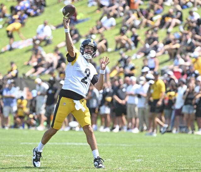 8739401_web1_ptr-Steelers07-080425