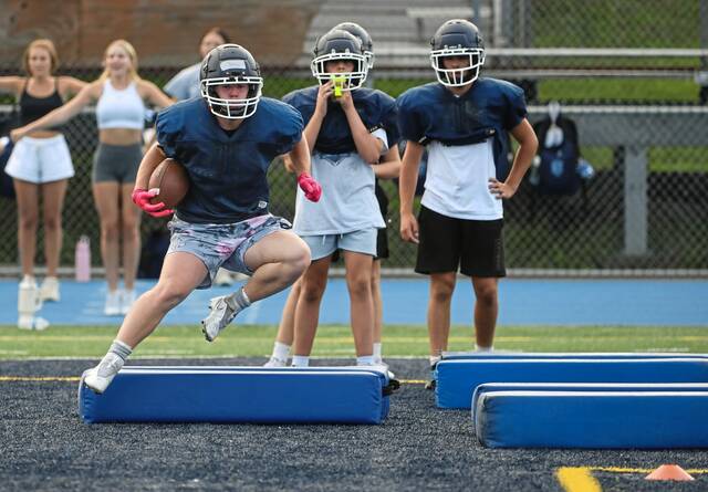 1st-year coach looks to get Burrell back to WPIAL playoffs