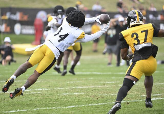 8745173_web1_ptr-Steelers16-080625