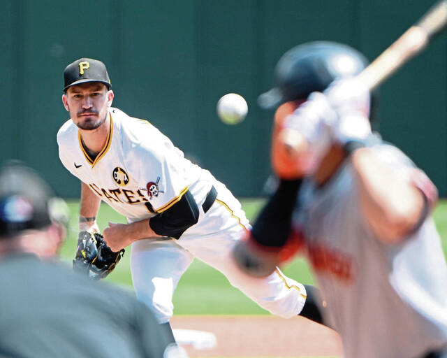 8750726_web1_ptr-BucsGiants08-080725
