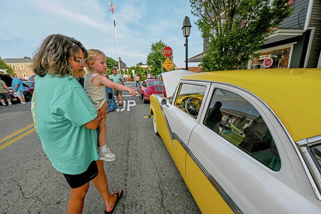 8755505_web1_GTR-LO-Stroll103-080925