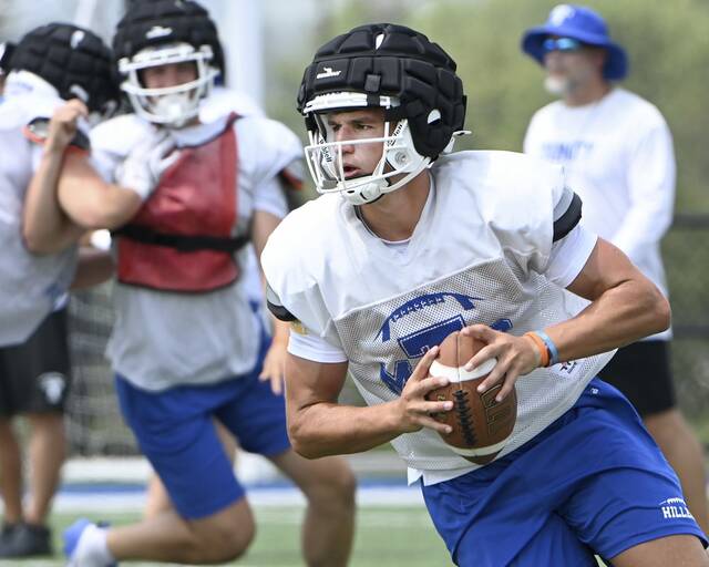 With 4-year starter under center, Trinity primed for another playoff season