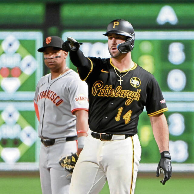 8759519_web1_ptr-BucsGiants16-080525 8759519_web1_ptr-BucsGiants16-080525