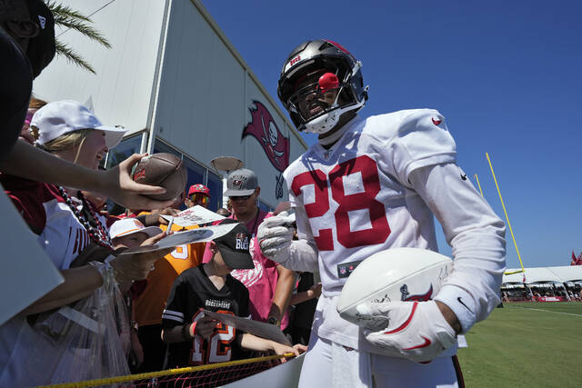 Shilo Sanders makes presence felt in NFL debut