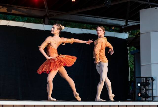 8767430_web1_her-balletunderthestars