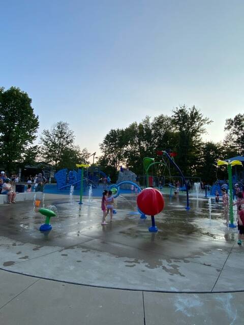 8769180_web1_richland-community-day-splash-pad