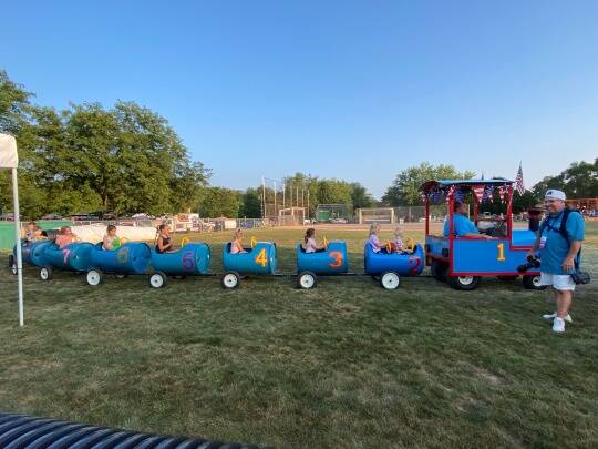 8769180_web1_richland-community-day-train
