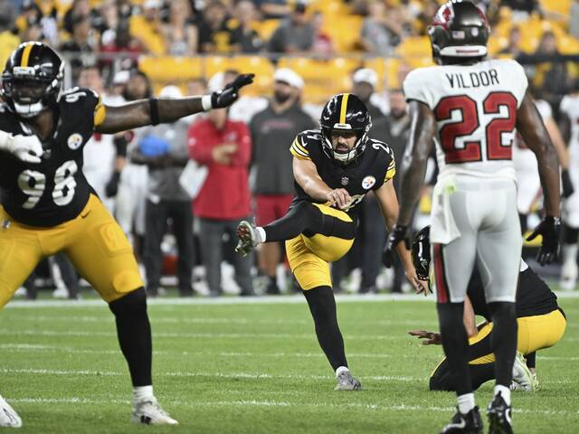 8781695_web1_ptr-SteelersBucs27-081725
