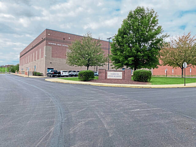 8786452_web1_Norwin-High-School-building