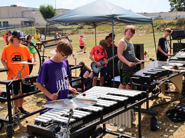 8787443_web1_15-Percussion